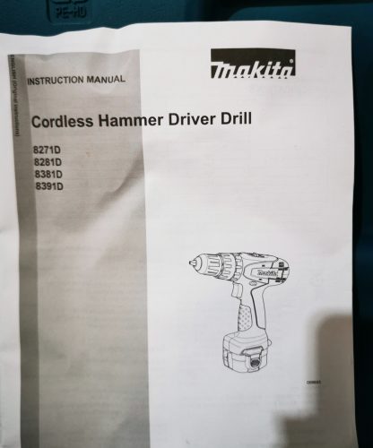 Makita Cordless Hammer Driver Drill Kit - Image 3
