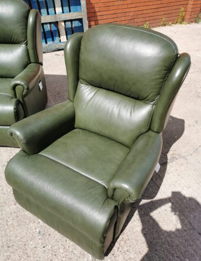 Green leather sofa and 2 chairs - Image 4