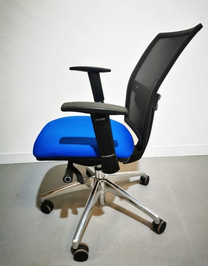 Office Chairs - Image 3