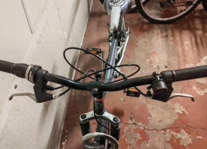 Grey/Silver Kids Bike - Image 2