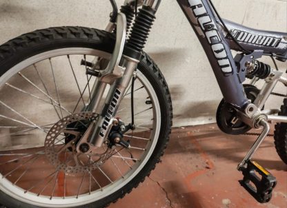 Grey/Silver Kids Bike - Image 4