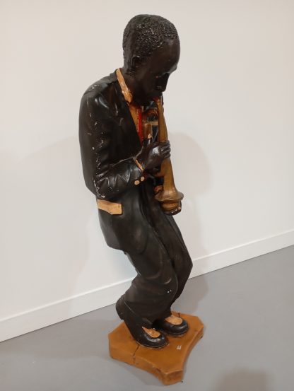 Male Jazz Singer Figurine - Image 2