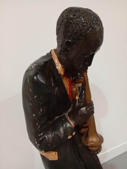 Male Jazz Singer Figurine - Image 3