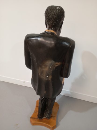 Male Jazz Singer Figurine - Image 5