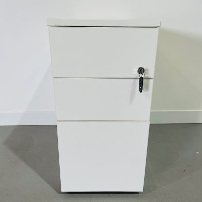 3 Draw Pedestal on Wheels With Key - Image 10
