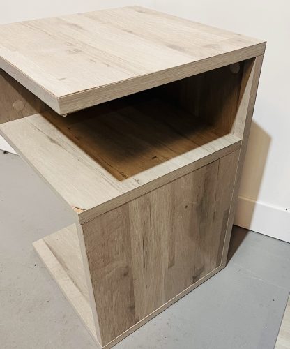 2 Bedside Tables - Image 2