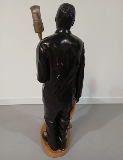Male Jazz Singer Figurine - Image 5