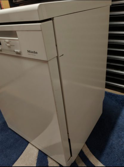 Miele Dishwasher - Image 4