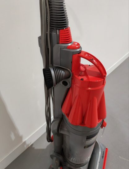 Dyson Vacuum Cleaner - Image 5