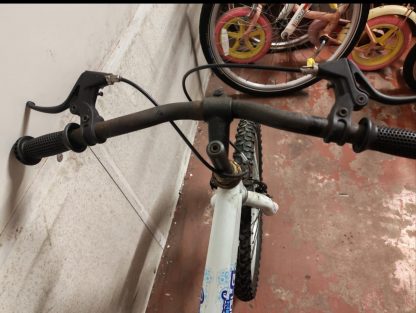 White Kids Bike - Image 2