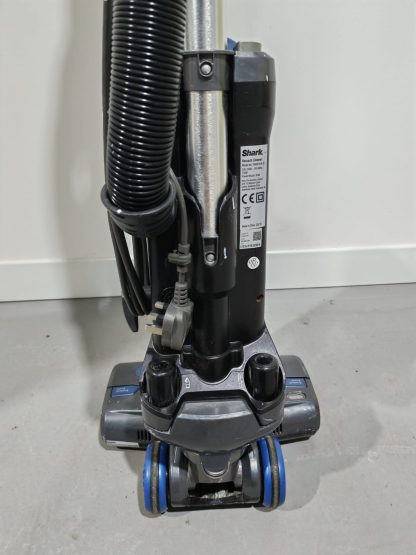 Shark lift away vacuum - Image 4